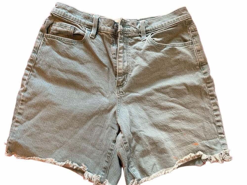 Universal Thread Vintage Bermuda Denim Shorts Green Size 10/30